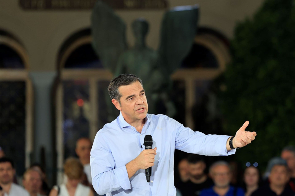Η μαύρη λίστα με τα μεγάλα ψέματα του μικρού ΕΛΑΣίτη