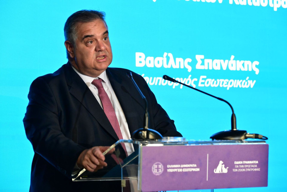 Βασίλης Σπανάκης: Προστασία για 1,5 εκατ. ζώα συντροφιάς