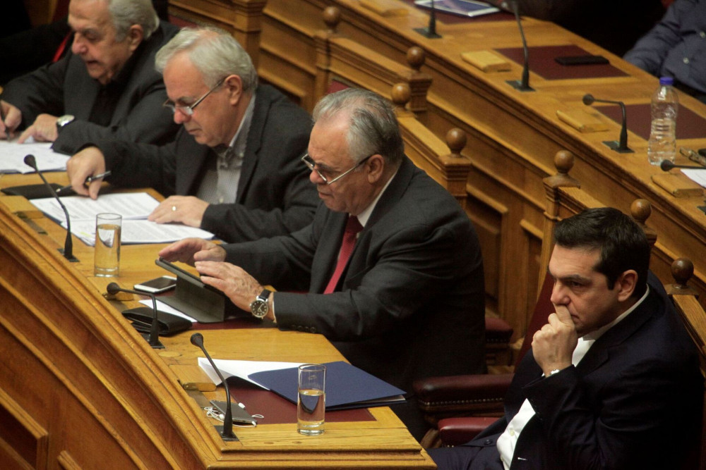Οταν η Αριστερά... δεν έβλεπε την πολιτική βία