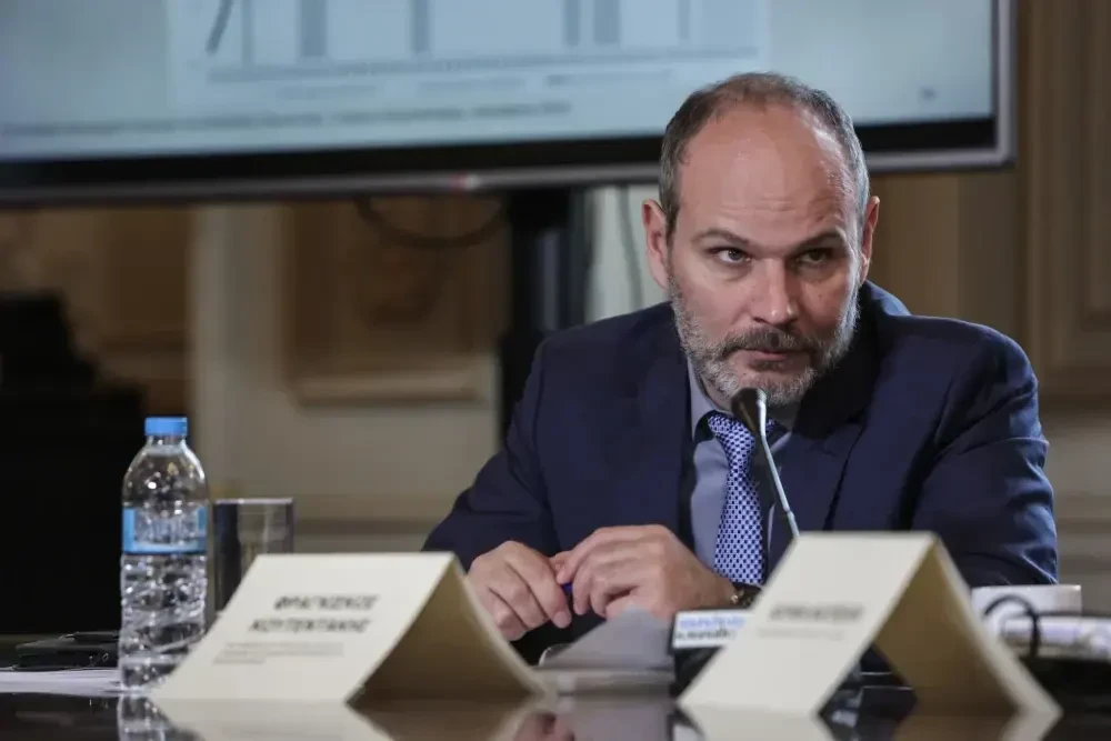 Νέα κωλοτούμπα Τσίπρα; Ο Κουτεντάκης της ΕΛΑΣ τάσσεται κατά της μείωσης του ΦΠΑ