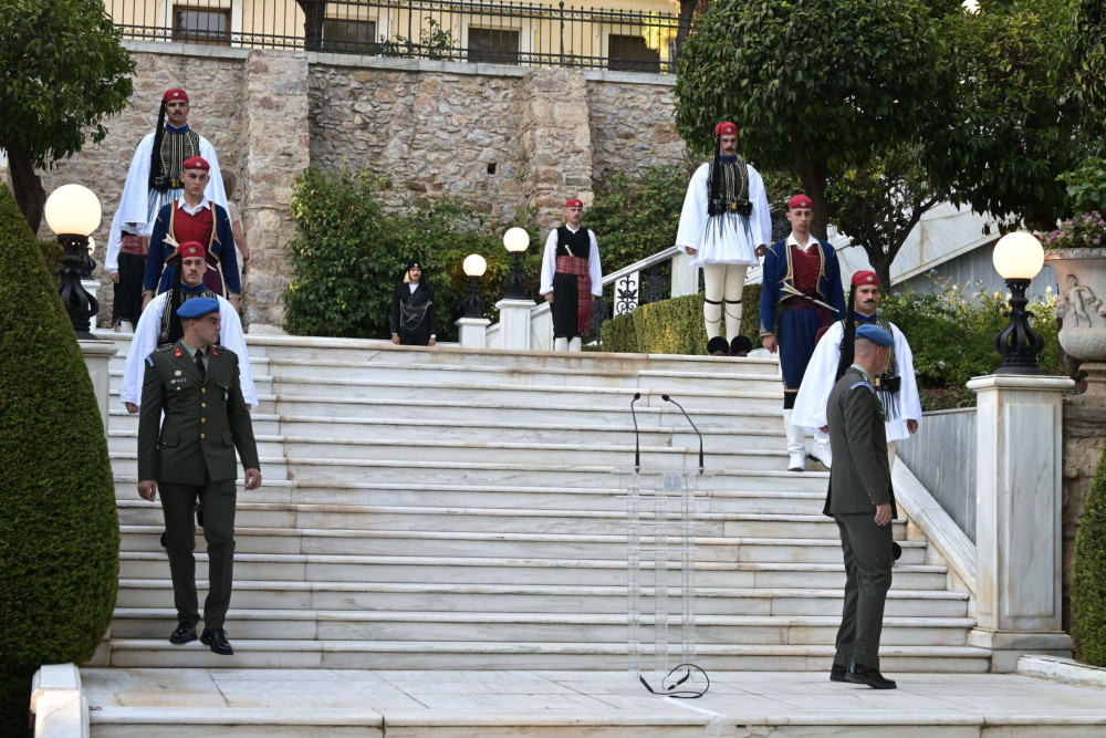 Η παρουσία στη γιορτή της Δημοκρατίας είναι βαθιά ηθική υποχρέωση