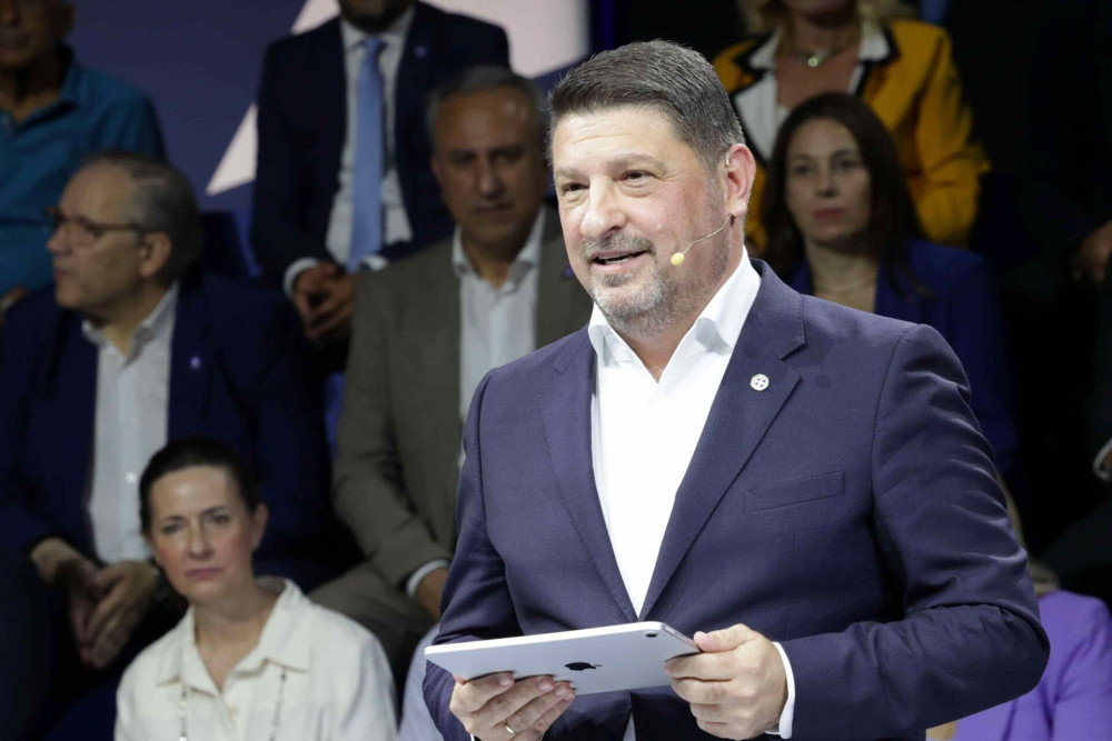 GPO - Ξεκάθαρη ψήφος εμπιστοσύνης σε Χαρδαλιά
