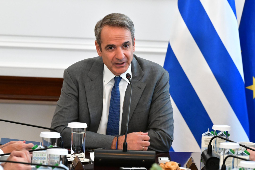 Μητσοτάκης: Δύο μαχητές της πρώτης γραμμής στον πόλεμο με τις φωτιές έχασαν τη ζωή τους