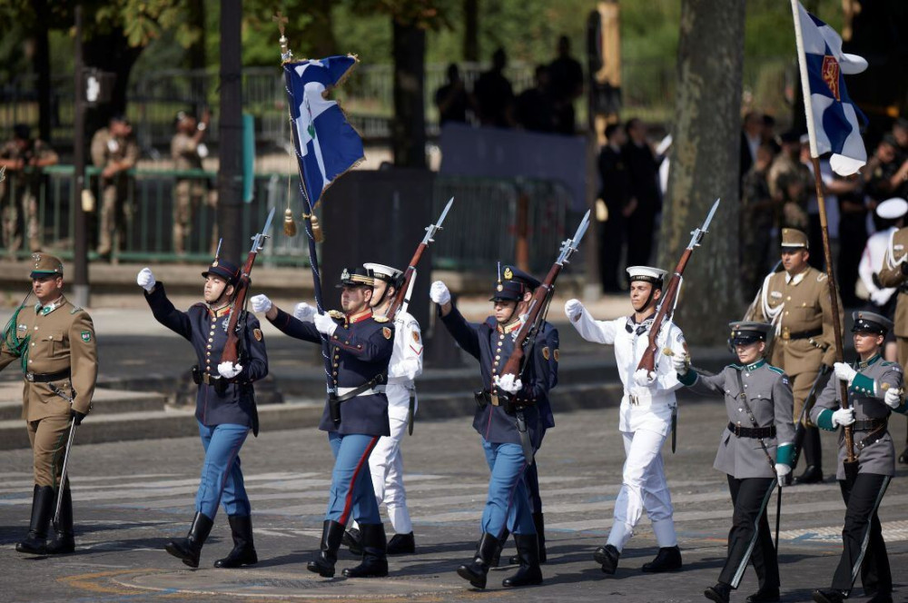 Νίκος Δένδιας για παρέλαση ΕΔ στο Παρίσι: Διαχρονική η συμβολή της χώρας μας στην κοινή ευρωπαϊκή ασφάλεια
