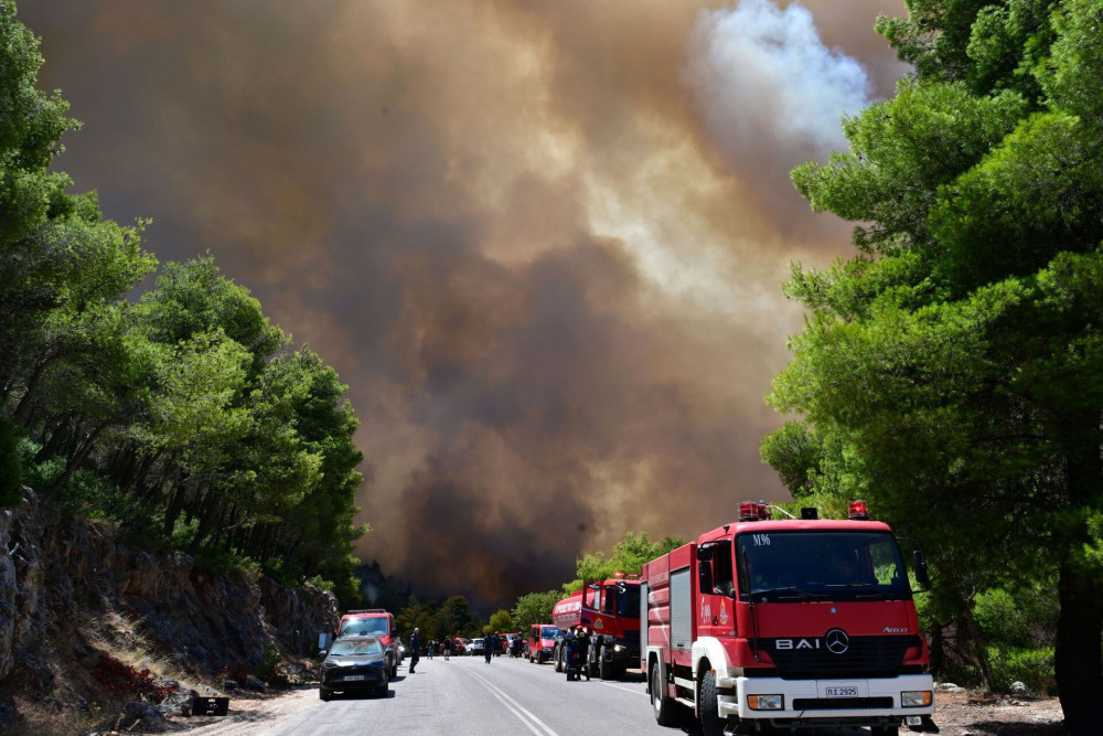 Στον ανακριτή την Τρίτη οι δύο συλληφθέντες για τη μεγάλη φωτιά που ξεκίνησε από Βοιωτία