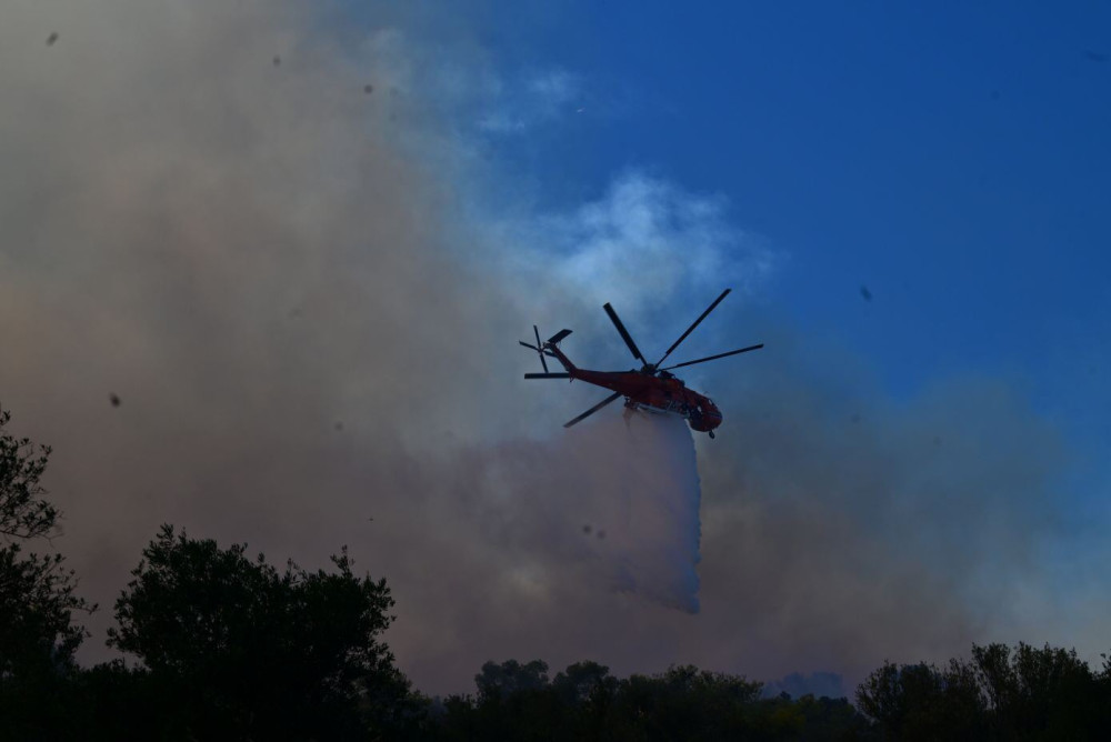 Φωτιά σε Βοιωτία και Δυτική Αττική: 24 μηνύματα του 112 μέσα σε τέσσερις ημέρες