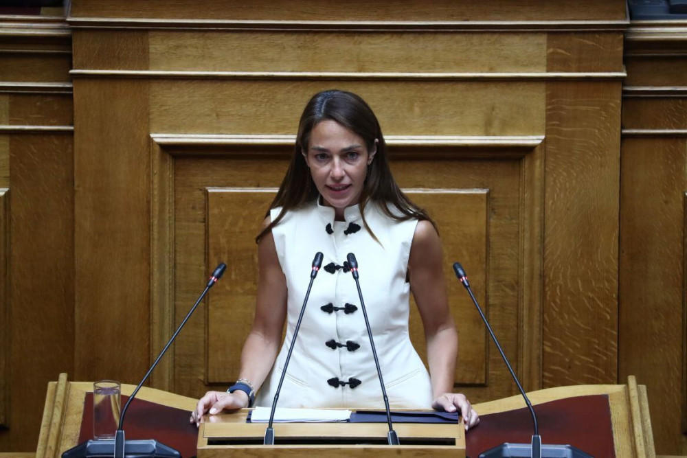 Δόμνα Μιχαηλίδου: Οι οκτώ αλλαγές που έρχονται σε στέγαση και αναπηρία