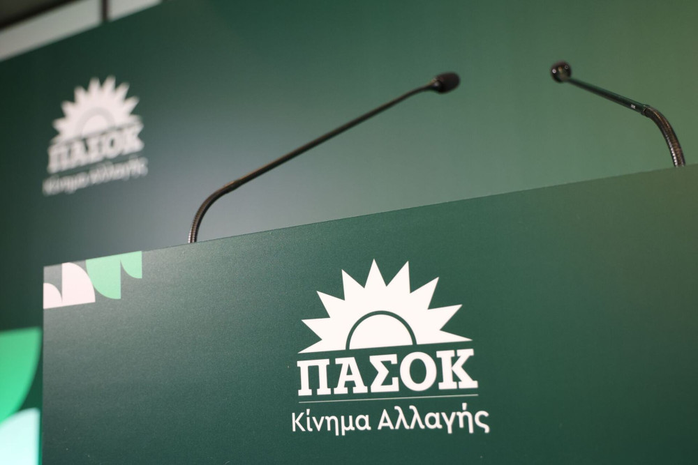 Τραγέλαφος στο ΠΑΣΟΚ: πανηγυρίζουν γιατί μειώνουν την απόσταση με… Τσίπρα