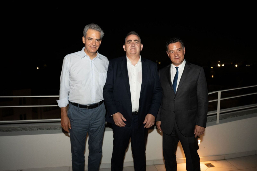 Φρέντι Μπελέρης: μεγαλειώδης συγκέντρωση για τα 2 χρόνια στην Ευρωβουλή (photos)
