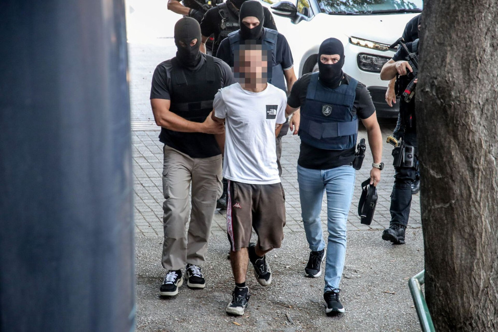 Θεσσαλονίκη: τέταρτη προφυλάκιση για τη φονική επίθεση κατά της Νέστορα - Ένταση στα δικαστήρια και προσαγωγές