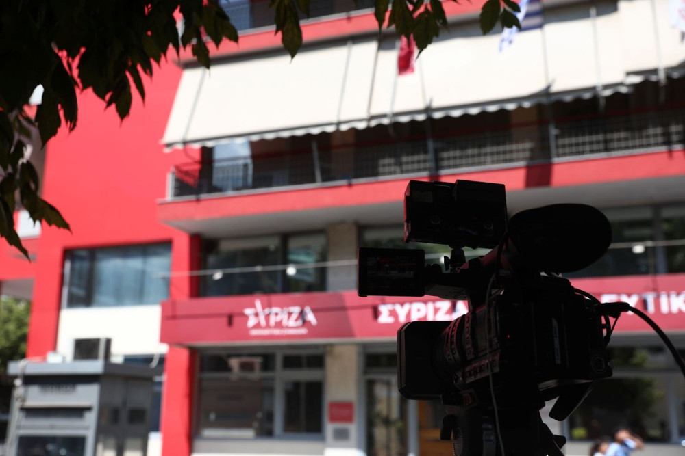 Βάση και στελέχη κουνάνε μαντίλι στους... αρχηγούς των 7+1 βουλευτών