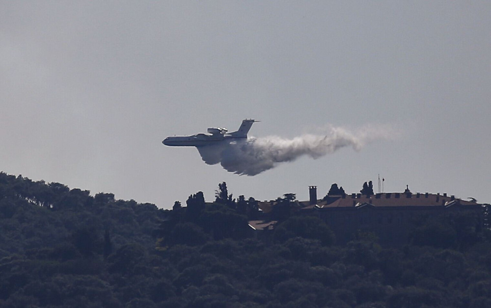 Σερβία: ζητά βοήθεια από τη Ρωσία στη μάχη κατά των πυρκαγιών