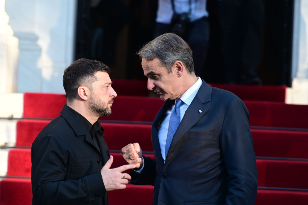 Ζελένσκι σε Μητσοτάκη: Ευχαριστώ την Ελλάδα για τη σταθερή στήριξη στην Ουκρανία