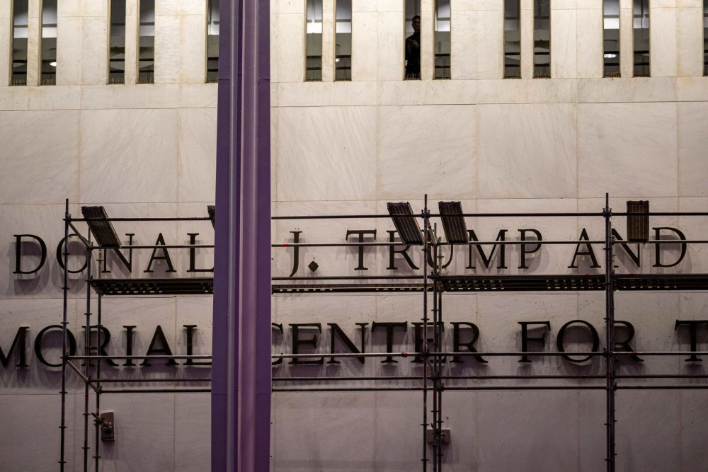 Τραμπ: Φωτογραφία με το «Kennedy Center DEMOLIS…» πυροδοτεί σενάρια κατεδάφισης