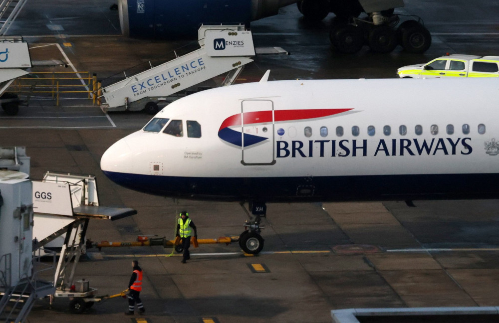 Τρόμος σε πτήση της British Airways: Boeing 777 «βούτηξε» 27.000 πόδια σε 7 λεπτά (video)