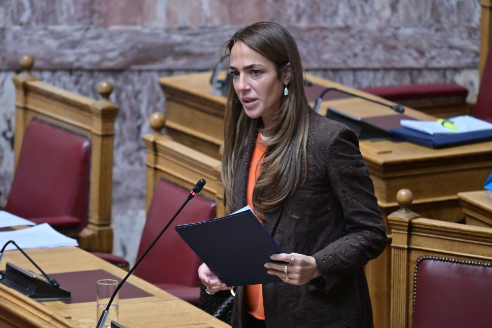 Δόμνα Μιχαηλίδου: 10.000€ για μετεγκατάσταση σε ακριτικές περιοχές - Πότε ανοίγουν οι αιτήσεις (video)