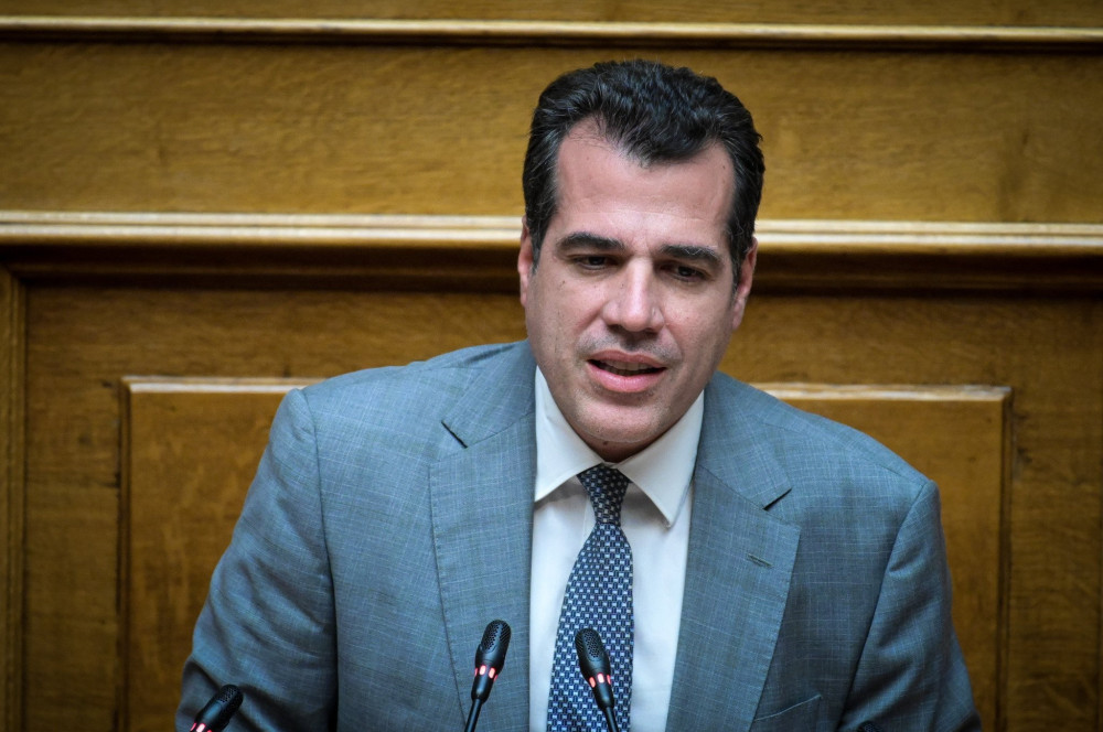 Σαφής Θάνος Πλεύρης για υπόθεση Γιώργου Μαζωνάκη: Δεν υπήρξε καμία συνεργασία με τον κατηγορούμενο γιατρό