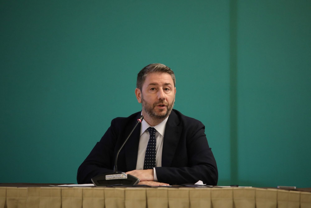 ΔΕΘ: η τελευταία ζαριά του Ανδρουλάκη - Νικόλα, δώσ’ τα όλα