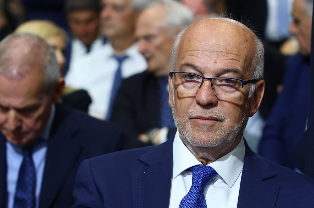 Γιώργος Φλωρίδης κατά Τσίπρα: Φαντασιώνεται εξεγέρσεις και επενδύει στην αναταραχή