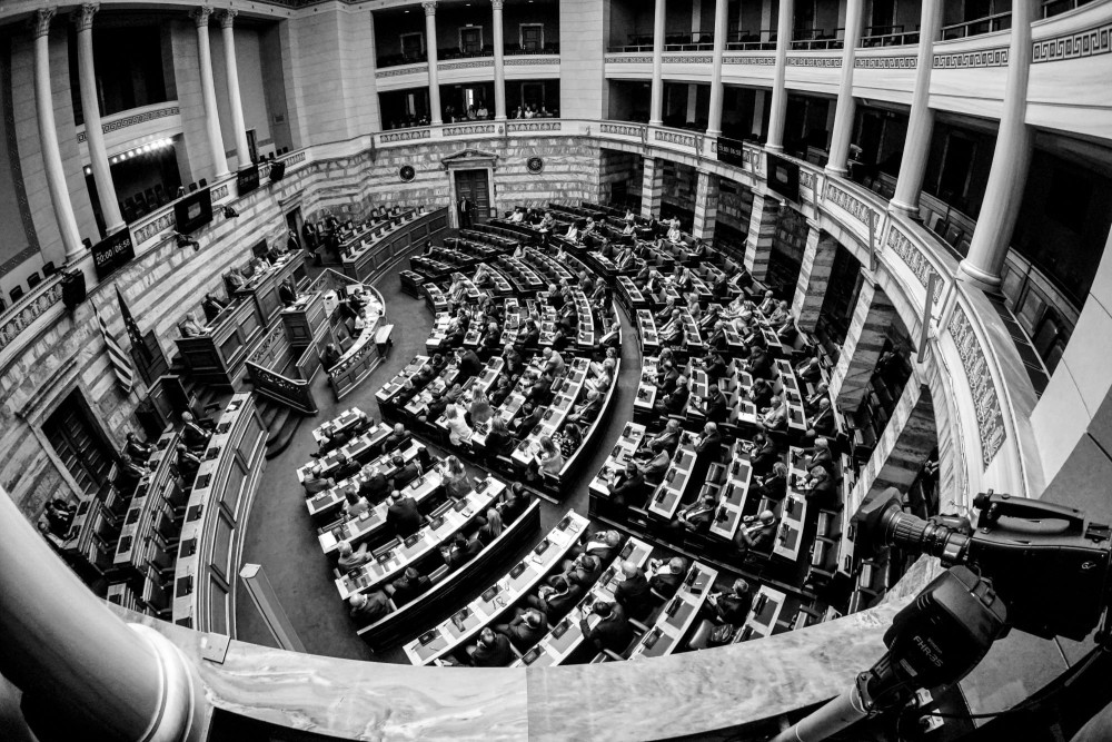 Φήμες για προσέγγιση ΠΑΣΟΚ-ΣΥΡΙΖΑ