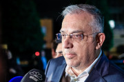 ΝΔ: ξεκίνησε το «φροντιστήριο» στους βουλευτές για τον γάμο ομόφυλων ζευγαριών