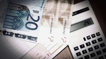 Η τρόικα βάζει “πάγο” στις 120 δόσεις