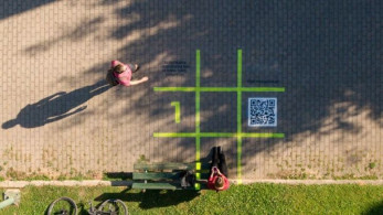 Εξι digital παγκάκια στο Παγκράτι διηγούνται την ιστορία τους