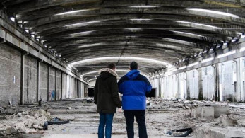 Πάτρα: Ο αμίαντος παραμένει έκθετος στο Δρέπανο