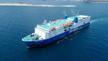 Μηχανική βλάβη στο πλοίο Aqua Blue