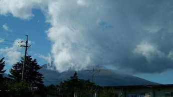 Ιαπωνία: Ηφαίστειο ξύπνησε και… απειλεί