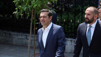 Η συντριβή φέρνει πρόωρες εκλογές τον Ιούνιο
