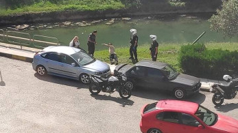 Τρίκαλα: Απίστευτο περιστατικό με επιδειξία στο κέντρο της πόλης