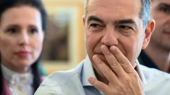 Ο Τσίπρας που έτρεχε για φωτογραφίες με την Κίμπερλι και τώρα κατηγορεί την κυβέρνηση