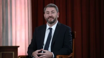 Συνεχίζεται η «συριζοποίηση» του ΠΑΣΟΚ: Μωραΐτης και Κοντοτόλη στο στόχαστρο Ανδρουλάκη