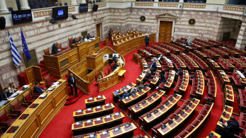 Η αντιπολίτευση και ο Κασιδιάρης: όταν τα κόμματα «παίζουν» στο παιχνίδι της δημοσιότητας