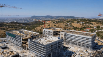 Τέλη του 2027 παραδίδονται τα τρία νέα νοσοκομεία που χρηματοδοτούνται από το ΙΣΝ