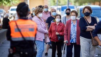 Κορωνοϊός: Προς νέα μέτρα-Απαγόρευση κυκλοφορίας και μάσκα παντού