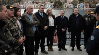 Πέτσας: Όταν ο ΣΥΡΙΖΑ συμπορευόταν με τη Χρυσή Αυγή! (pics)