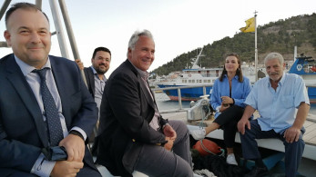 Ευχάριστη έκπληξη για τον Βορίδη από τους αλιείς της Καλύμνου