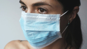Παγώνη: Δεν έχει νόημα να φοράμε τη μάσκα κάτω από τη μύτη