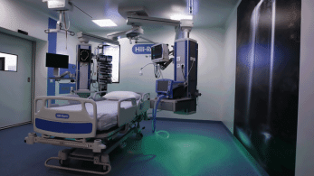 Ερρίκος Ντυνάν: Στη διάθεση του ΕΣΥ 50 κλίνες νοσηλείας και 14 κλίνες ΜΕΘ