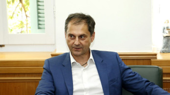 Τηλεδιάσκεψη Θεοχάρη με τουριστικούς πράκτορες