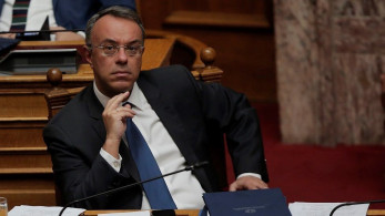 Δωρεάν μαθήματα οικονομίας από Σταϊκούρα σε Αχτσιόγλου