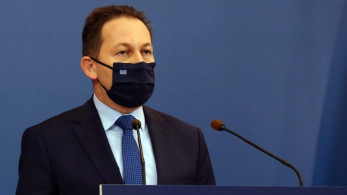 Επίθεση Πέτσα σε Τσίπρα: Εμβόλιο για τον κορωνοϊό έκανε, όχι για τον λαϊκισμό