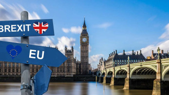 Brexit: Αύριο η ενημέρωση στους πρεσβευτές από τον Μπαρνιέ