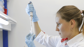Κορωνοϊός-ΗΠΑ: Νοσηλευτής διαγνώσθηκε θετικός 8 μέρες μετά τον εμβολιασμό του