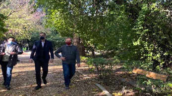 Μπακογιάννης: “Ξυπνά” το μεγαλείο του Εθνικού Κήπου
