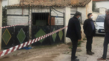 Aυτοψία στη Μάδρα από Οικονόμου: Λύση στο πρόβλημα των ετοιμόρροπων κτιρίων
