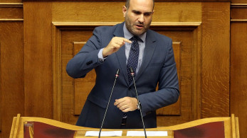 O Μαρκόπουλος στέλνει δώρο GPS στη Ρένα Δούρου