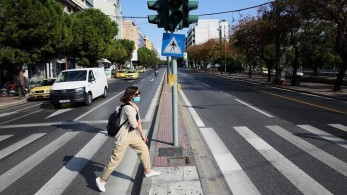 Ποιες περιοχές μπαίνουν στο κόκκινο και ποιες παραμένουν στο “βαθύ” κόκκινο